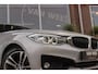 BMW 3-Serie Gran Turismo 320i Executive | NL auto | Panoramadak | Sportstoelen | Xenon | Sportstuur | Cruise control | Navi | Bluetooth | Climate control | 19 inch | PDC