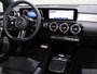 Mercedes-Benz A-klasse 250e Business Solution AMG | Panoramaschuifdak | AMG Plus Line | Head up | Nightpakket | 19 inch AMG-velgen |