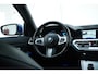 BMW 3-Serie 318i / M Sport / Schuifdak / 19 Inch / BTW-Auto