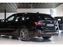 BMW 3-Serie Touring 330e Advanced Keyless|Assistentiepakket|Sportstoelen|HUD|18"|Live Cockpit Pro|Hifi|Leder|LED