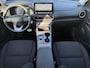 Hyundai Kona Electric EV Fashion 64 kWh / Dealer Onderhouden / Fabrieksgarantie tot 12-2027 / 8 Jaar Batterij Garantie / Navigatie / Camera / Stoel Verwarming / Stuurwiel Verwarming / CCS Snelladen / Adaptieve Cruise / Apple Carplay/& Android Auto /