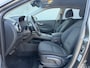 Hyundai Kona Electric EV Fashion 64 kWh / Dealer Onderhouden / Fabrieksgarantie tot 12-2027 / 8 Jaar Batterij Garantie / Navigatie / Camera / Stoel Verwarming / Stuurwiel Verwarming / CCS Snelladen / Adaptieve Cruise / Apple Carplay/& Android Auto /