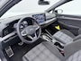 Volkswagen Golf 1.5 eHybrid GTE | Pano dak | 360 Camera | Carplay | IQ-Light | Stoelverwarming | 18''|