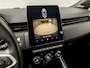 Renault Clio 1.6 E-Tech Hybrid 140 Initiale Paris 140Pk Automaat (APPLE CARPLAY, GROOT NAVI, CAMERA, LEDER, BOSE AUDIO, GETINT GLAS, STOELVERWARMING, ZWART HEMEL, KEYLESS, NIEUWSTAAT)