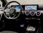 Mercedes-Benz CLA 250 e AMG Sport 218Pk Automaat (APPLE CARPLAY, SFEERVERLICHTING, BURMESTER, GETINT GLAS, CAMERA, LEDER/ALCANTARA, STOELVERWARMING, WIDESCREEN, NIEUWSTAAT)