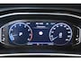 Volkswagen T-Roc 1.5 TSI 150pk R-Line | IQ. Light | Keyless | Elek. klep | 100% (Dealer) onderhouden label