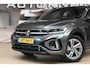 Volkswagen T-Roc 1.5 TSI 150pk R-Line | IQ. Light | Keyless | Elek. klep | 100% (Dealer) onderhouden label