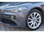 Alfa Romeo Giulia 2.0 Turbo Super | LEDER | NAVI | TEL | XENON | ELEK STOELEN