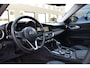 Alfa Romeo Giulia 2.0 Turbo Super | LEDER | NAVI | TEL | XENON | ELEK STOELEN
