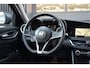 Alfa Romeo Giulia 2.0 Turbo Super | LEDER | NAVI | TEL | XENON | ELEK STOELEN