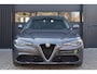 Alfa Romeo Giulia 2.0 Turbo Super | LEDER | NAVI | TEL | XENON | ELEK STOELEN