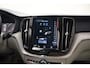 Volvo XC60 2.0 B5 250pk Inscription Aut. [ Panorama Leder Stoelverwarming Trekhaak ]