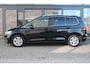 Volkswagen Touran 1.5 TSI Highline Business R 7p | Pano- dak | Adaptive-Cruise | Camera | Trekhaak 1500kg | Stoelverwarming |