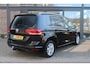 Volkswagen Touran 1.5 TSI Highline Business R 7p | Pano- dak | Adaptive-Cruise | Camera | Trekhaak 1500kg | Stoelverwarming |