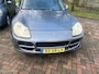Porsche Cayenne 4.5 S AUTO HEEFT LANG STIL GESTAAN OPKNAPPER DUS ZAL WEL EEN NIEUWE ACCU OPMOETEN BENZINE ER IN ETC RIJD EN SCHAKKELD VERDER GOED