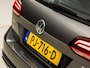 Volkswagen Golf Variant 1.0 TSI Sportline Automaat (APPLE CARPLAY, GROOT NAVI, CLIMATE, STOELVERWARMING, SPORTSTOELEN, PARKEERSENSOREN, ADAPTIVE CRUISE, LM VELGEN, NIEUWSTAAT)