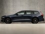 Volvo V60 2.0 B3 Sport 177Pk Automaat (APPLE CARPLAY, GROOT NAVI, STUUR/STOELVERWARMING, CAMERA, SPORTSTOELEN, TREKHAAK, LANE ASSIST, NIEUWSTAAT)