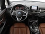 BMW 2-Serie Active Tourer 220i Luxury | Panoramadak | Leder | Stoelverwarming | Trekhaak | Sportstoelen | Full LED | Navigatie | Climate control | Bluetooth | Parkeerhulp | Cruise control