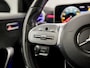 Mercedes-Benz A-klasse 220 AMG Sport 190Pk Automaat (SCHUIFDAK, GROOT NAVI, SFEERVERLICHTING, CAMERA, STOELVERWARMING, SPORTSTOELEN, GETINT GLAS, LEDER/ALCANTARRA, NIEUWSTAAT)