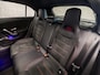 Mercedes-Benz A-klasse 220 AMG Sport 190Pk Automaat (SCHUIFDAK, GROOT NAVI, SFEERVERLICHTING, CAMERA, STOELVERWARMING, SPORTSTOELEN, GETINT GLAS, LEDER/ALCANTARRA, NIEUWSTAAT)