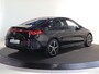 Mercedes-Benz CLA 200 Business Solution AMG 58 kWh | Panoramadak | Premium Pakket | Superscreen | Trekhaak | Head-Up |