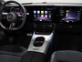 Mercedes-Benz CLA 200 Business Solution AMG 58 kWh | Panoramadak | Premium Pakket | Superscreen | Trekhaak | Head-Up |