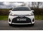 Toyota Yaris 1.0 VVT-i Trend APK nieuw bij aflevering | Camera | PDC | LM velgeb