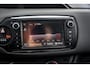 Toyota Yaris 1.0 VVT-i Trend APK nieuw bij aflevering | Camera | PDC | LM velgeb