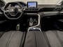 Peugeot 3008 1.2 PureTech Allure Sport Automaat 131Pk (APPLE CARPLAY, PARELMOER, GROOT NAVI, LEDER, GETINT GLAS, PARKEERSENSOREN, SPORTSTOELEN, CRUISE, LANE ASSIST, NIEUWSTAAT)