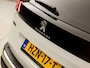 Peugeot 3008 1.2 PureTech Allure Sport Automaat 131Pk (APPLE CARPLAY, PARELMOER, GROOT NAVI, LEDER, GETINT GLAS, PARKEERSENSOREN, SPORTSTOELEN, CRUISE, LANE ASSIST, NIEUWSTAAT)