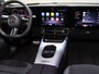 Mercedes-Benz CLA 200 Business Solution AMG 58 kWh | Panoramadak | Premium Pakket | Burmester | Superscreen | Trekhaak | Head-Up |