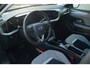 Opel Mokka 1.2 Turbo 130PK Automaat | Camera | Parkeersensoren | Apple Carplay / Android Auto | Cruise Control | DAB | 17" Licht Metaal | | Alarm klasse 1(startblokkering) | Armsteun voor | Binnenspiegel automatisch dimmend