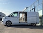 Ford Transit Custom 320 2.0 TDCI L2H1 Sport 185PK Automaat 2x Schuifdeur Trekhaak !!Nieuwe Distributieriem!! Camera Elek. voorstoel Blind-Spot Stoel/voorruitverwarming *Dealer Onderhouden*