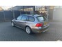BMW 3-Serie Touring 320i Business Line