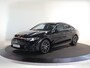 Mercedes-Benz CLA 200 Business Solution AMG 58 kWh | Panoramadak | Premium Pakket | Superscreen | Trekhaak | Head-Up | Burmester | 19" LM velgen |