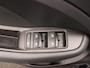 MG MG ZS EV Luxury | Panoramadak | Leder | Stoelverwarming | Carplay | Camera |