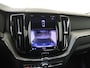 Volvo XC60 T6 AWD Core Bright | Trekhaak | Panoramadak | Dodehoekdetectie |