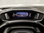 Peugeot 2008 1.2 PureTech Allure Sport (VIRTUAL COCKPIT, APPLE CARPLAY, GROOT NAVI, 360 CAMERA, LEDER, SPORTSTOELEN, GETINT GLAS, KEYLESS, NIEUWE APK, NIEUWSTAAT)