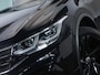 Volkswagen Tiguan R-Line 1.5 TSI 150 PK DSG | LED Plus | Panoramadak | Black Style | Trekhaak | Stoel & Stuurwielverwarming |