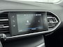 Peugeot 308 SW 1.2 110 pk Blue Lease Executive | Navigatie | Panoramadak | Trekhaak | CarPlay | Parkeerhulp