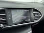 Peugeot 308 SW 1.2 110 pk Blue Lease Executive | Navigatie | Panoramadak | Trekhaak | CarPlay | Parkeerhulp