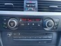 BMW 3-Serie Touring 318i Business Line Automaat*Navigatie*Cruise*Airco*NAP*Parkeersensoren*LM velgen*