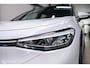 Volkswagen ID.4 Pro 77 kWh | 2023 | Trekhaak | NL auto NAP | Stoelverwarming | Alcantara | Ambiance |