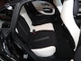Mercedes-Benz CLA 200 Business Solution AMG 58 kWh | Panoramadak | Premium Pakket | Superscreen | Trekhaak | Head-Up | Burmester |