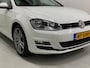Volkswagen Golf 1.4 TSI ACT Business Edition Camera App-connect Navigatie Trekhaak 18inch velgen Sportstoel met massage Keyless entry