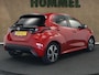 Toyota Yaris 1.5 Hybrid 115 First Edition - ORIGINEEL NEDERLANDSE AUTO - AFKOMSTIG VAN 1E EIGENAAR - LAGE KILOMETERSTAND - LICHT EN REGENSENSOR - CAMERA - CLIMATE CONTROL - NAVIGATIE - 4 X ELEKTRISCHE RAMEN - APPLE CARPLAY/ ANDROID AUTO - ARMSTEUN VOOR