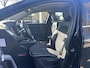 Renault Captur 1.3 TCe 140 Intens / Trekhaak / Stoel & Stuurverwarming / Achteruitrijcamera / All Season Banden / Navigatie / 1e Eigenaar / Dealer Onderhouden / Climate Control / Apple Carplay & Android Auto /