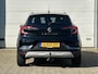 Renault Captur 1.3 TCe 140 Intens / Trekhaak / Stoel & Stuurverwarming / Achteruitrijcamera / All Season Banden / Navigatie / 1e Eigenaar / Dealer Onderhouden / Climate Control / Apple Carplay & Android Auto /