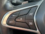 Renault Captur 1.3 TCe 140 Intens / Trekhaak / Stoel & Stuurverwarming / Achteruitrijcamera / All Season Banden / Navigatie / 1e Eigenaar / Dealer Onderhouden / Climate Control / Apple Carplay & Android Auto /