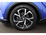 Toyota C-HR 1.8 Hybrid Style | Trekhaak | Stoelverwarming | Parkeercamera |